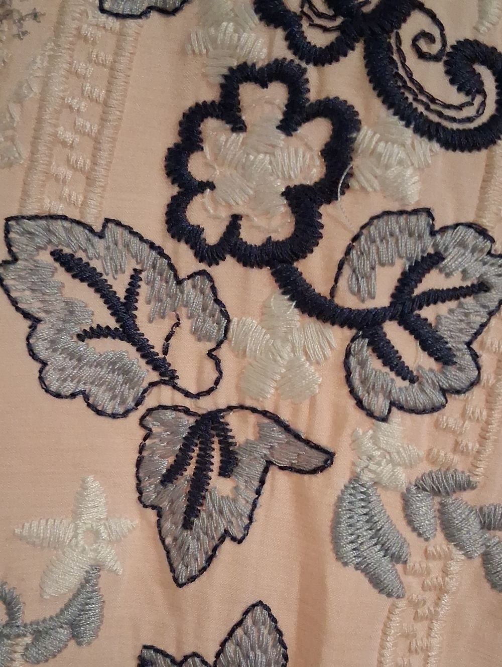 Light Pink Embroidered V-Neck Tunic Top with Navy Floral Detail - Picture 8 of 8